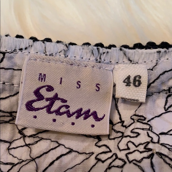 SALE!! ⚡️host pick⚡️ maternity top breast feeding top size 46. 2 - Picture 9 of 9